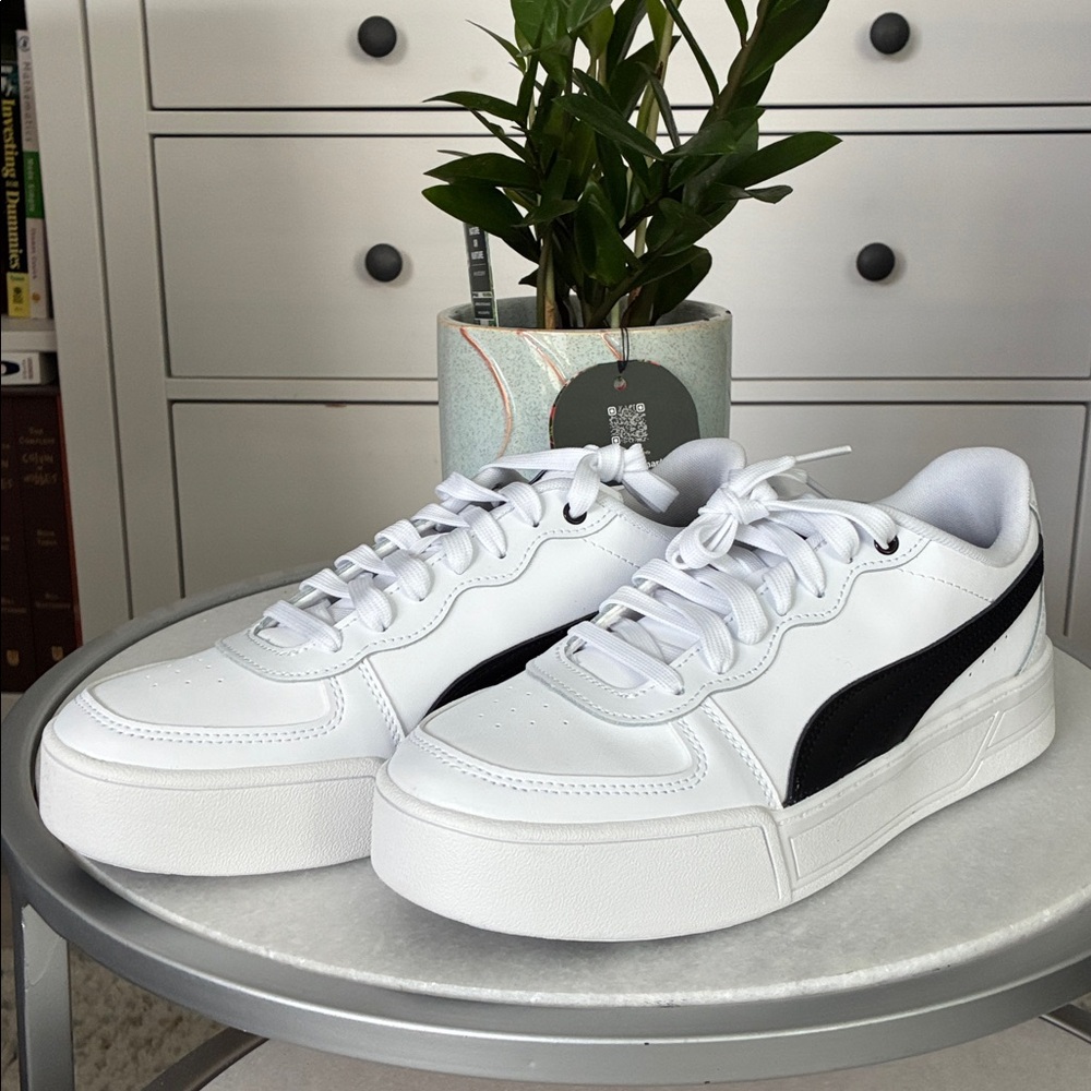 Puma Skye Soft Foam Sneakers Women’s Size 9